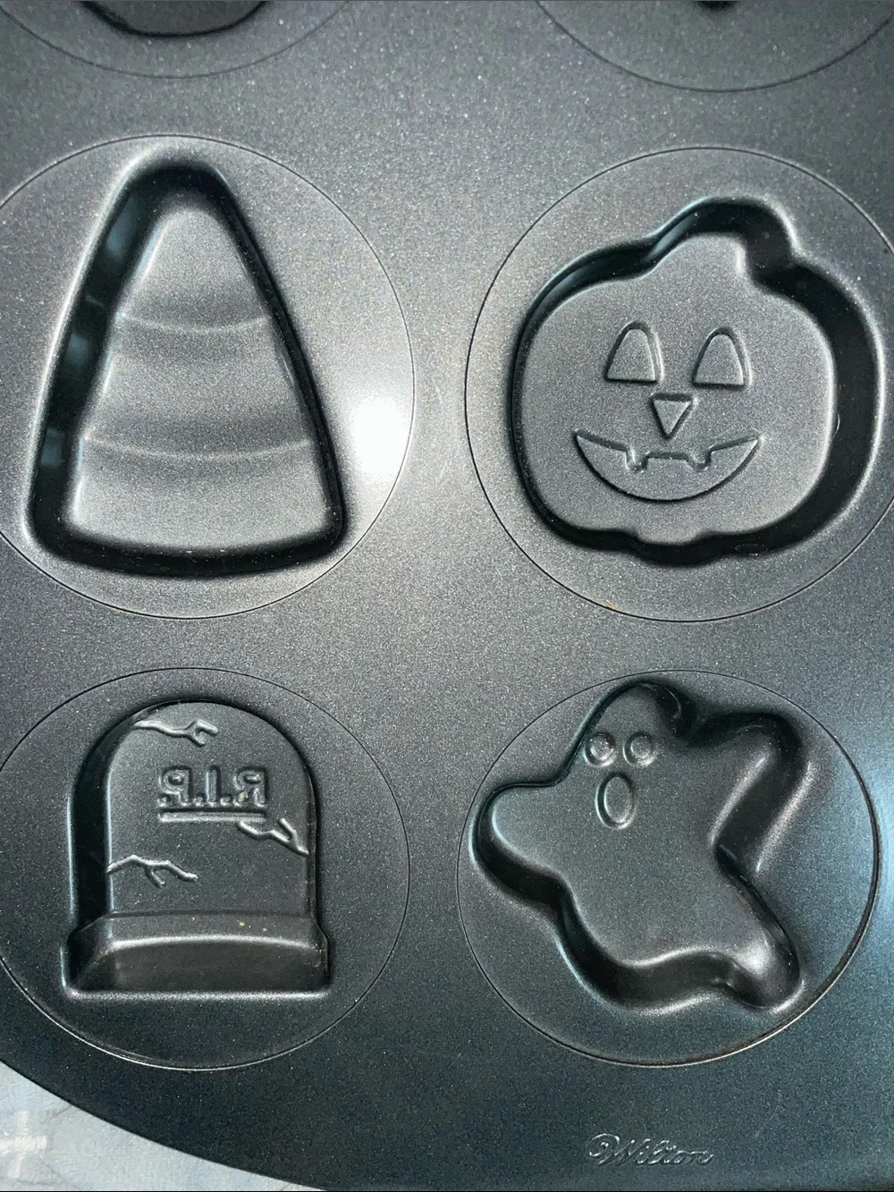N/A wilton halloween